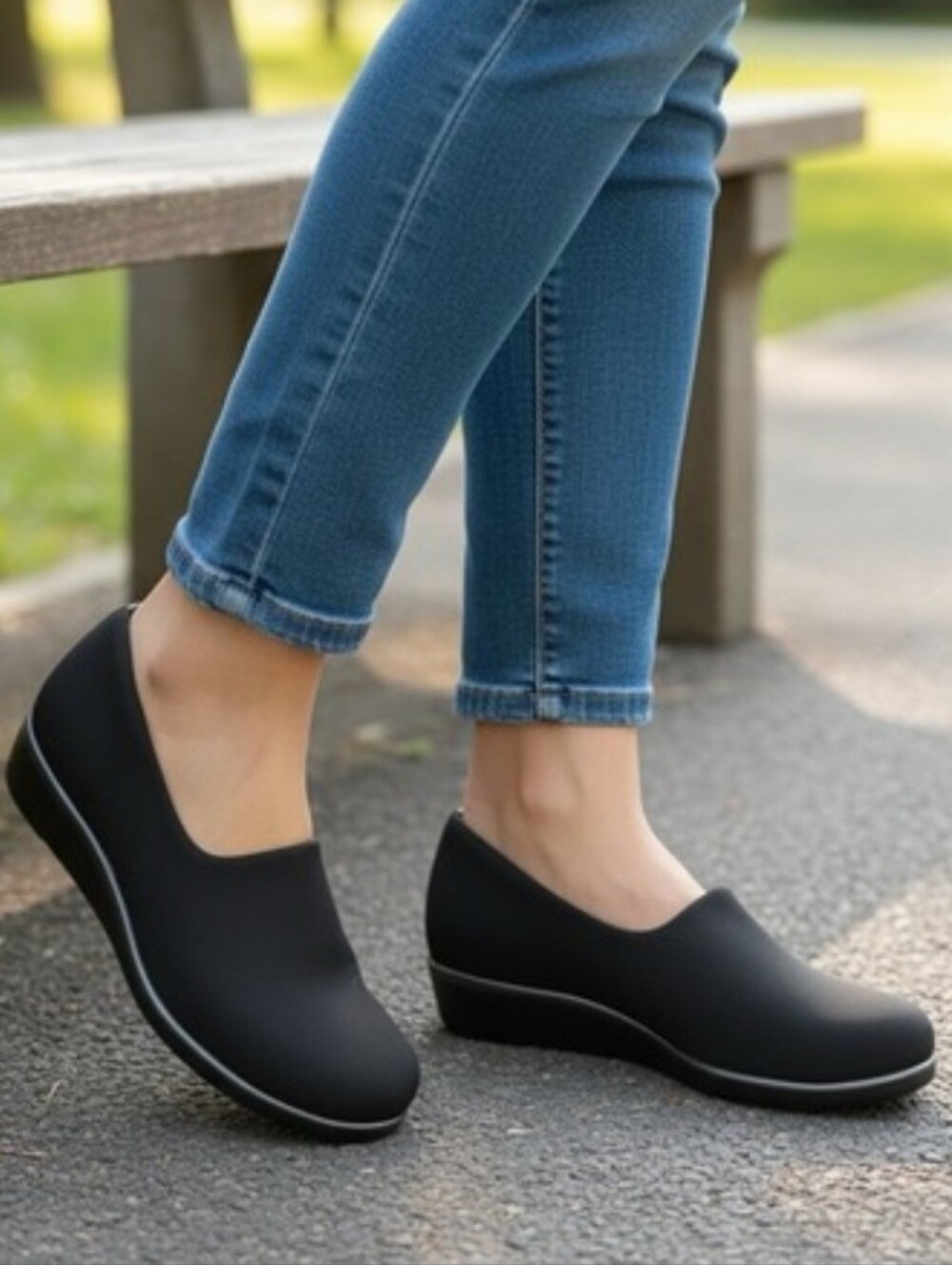 NWOT SAS TRIPAD Bliss Women's Slip On Comfort Stretch Wedge Loafers Black 8.5